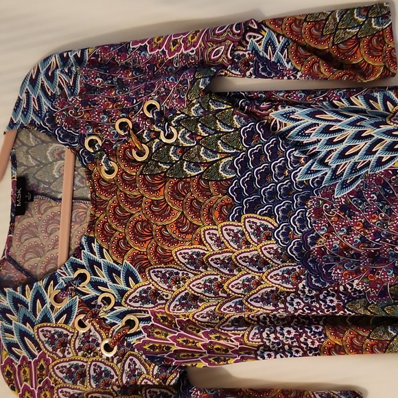 Dress - Picture 2 of 4